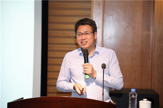 暨南大学博士生导师罗昕教授到影视与传媒学院开展学术交流