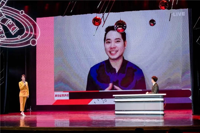 广西艺术学院影视与传媒学院2017级播音与主持艺术专业毕业晚会摩登熠