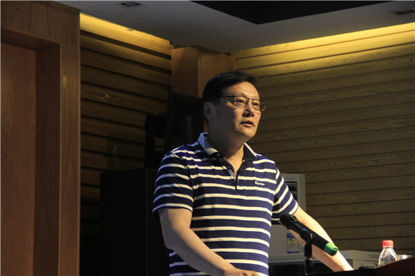 上海戏剧学院李建平教授到影视与传媒学院讲学