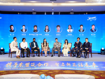 【东博会上的影传人】我院教师…